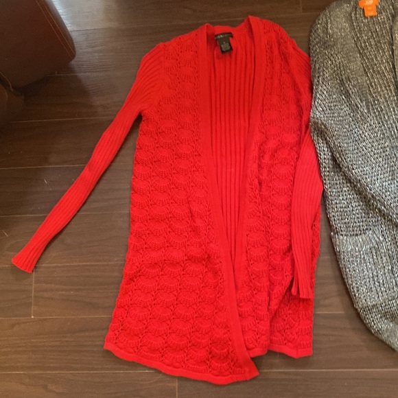 Cardigan bundle size small - Picture 2 of 9
